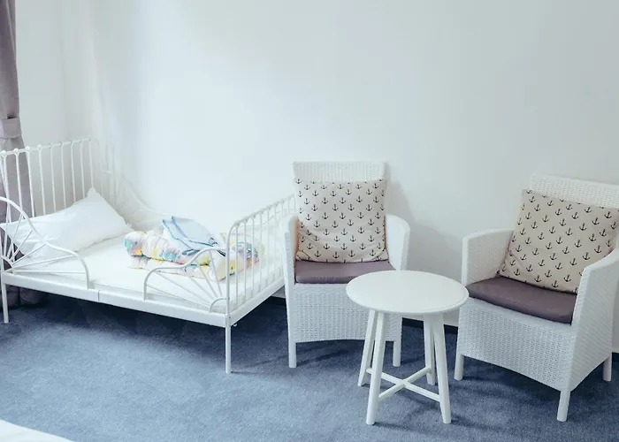 Mien Tied An Deck Heiligenhafen